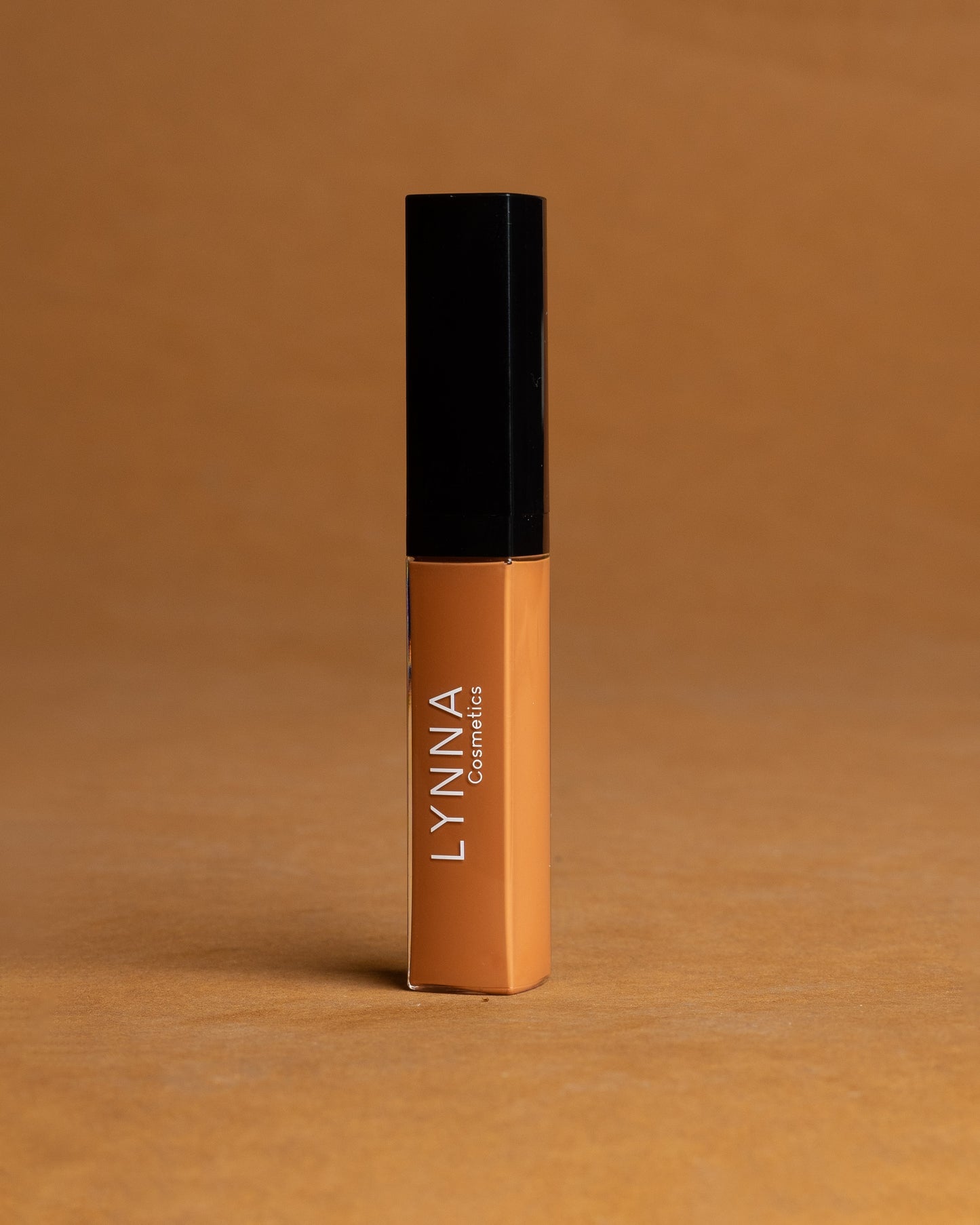 Amber Clay BrightFix HD Concealer