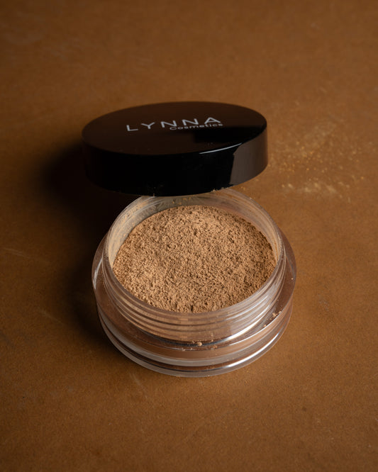 Lynna Velvet Set HD Powder – Banana